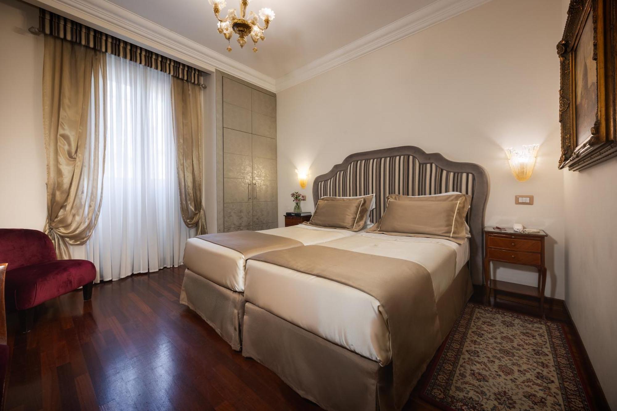 Hotel Forum Rome Luaran gambar