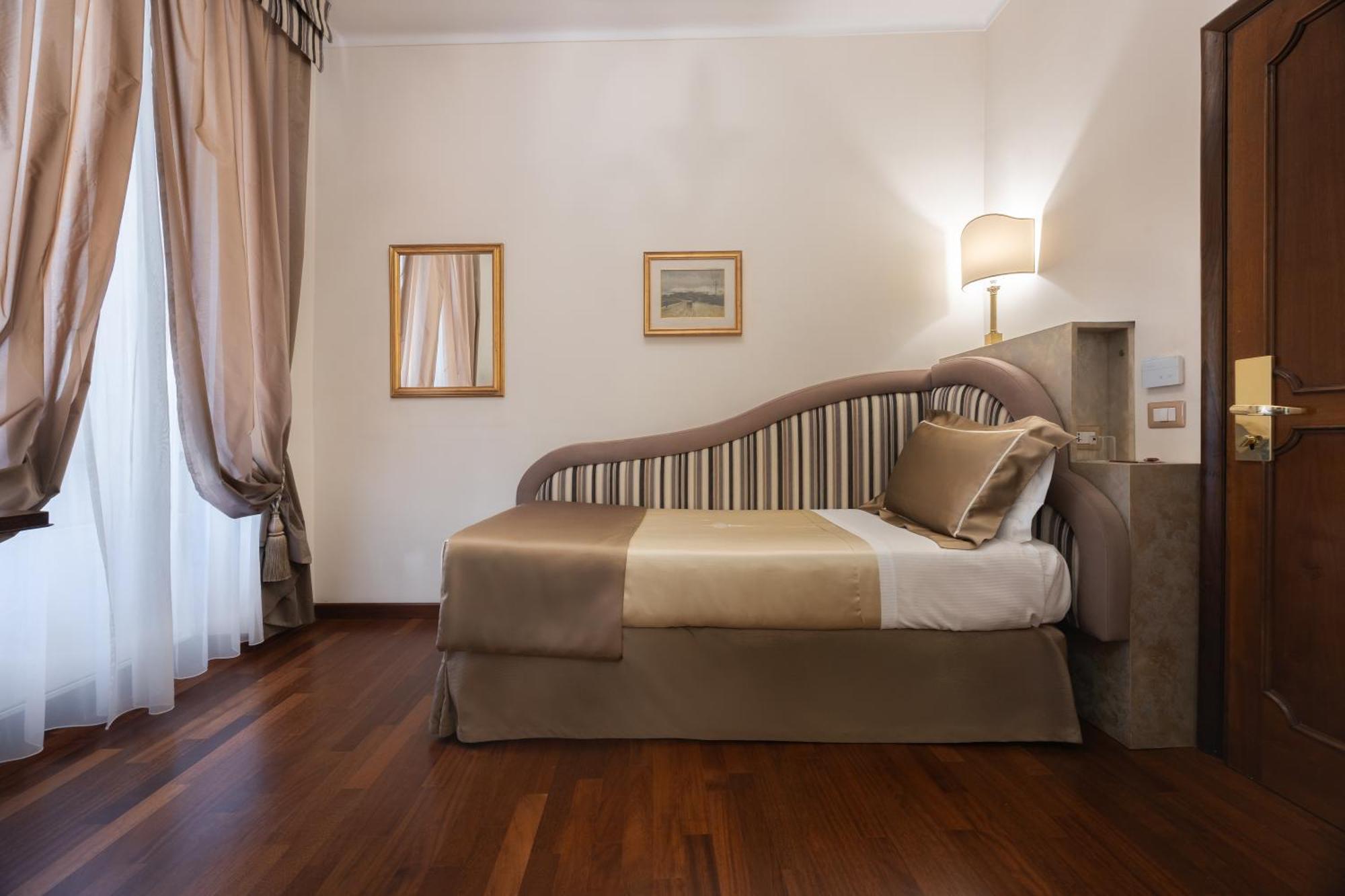 Hotel Forum Rome Luaran gambar